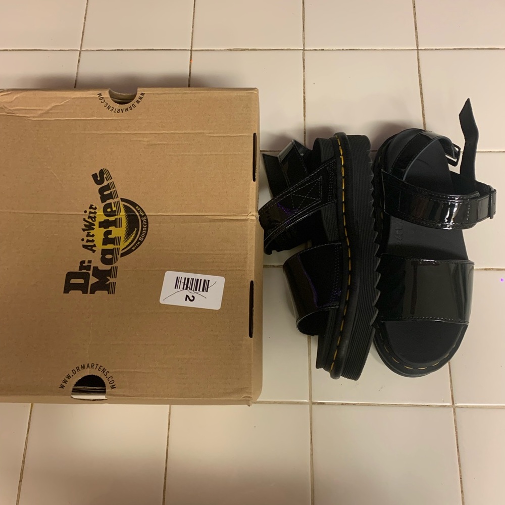 Dr. Martens Women’s Voss Black Ankle Strap Sandals Platform- 9